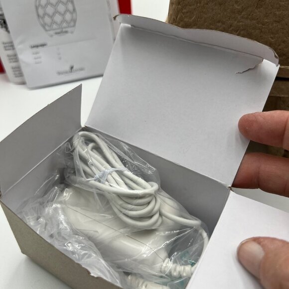 Ultrasonic Young Living Desert Mist Diffuser - Picture 10 of 11